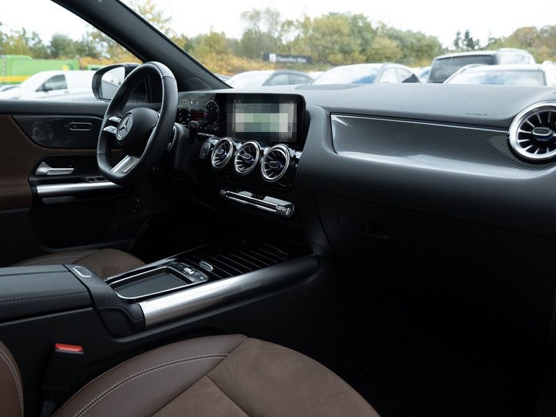 Mercedes-Benz GLA 200 AMG-Sport/MLB/360/Pano/Night/AHK/Keyl/19 foto 3