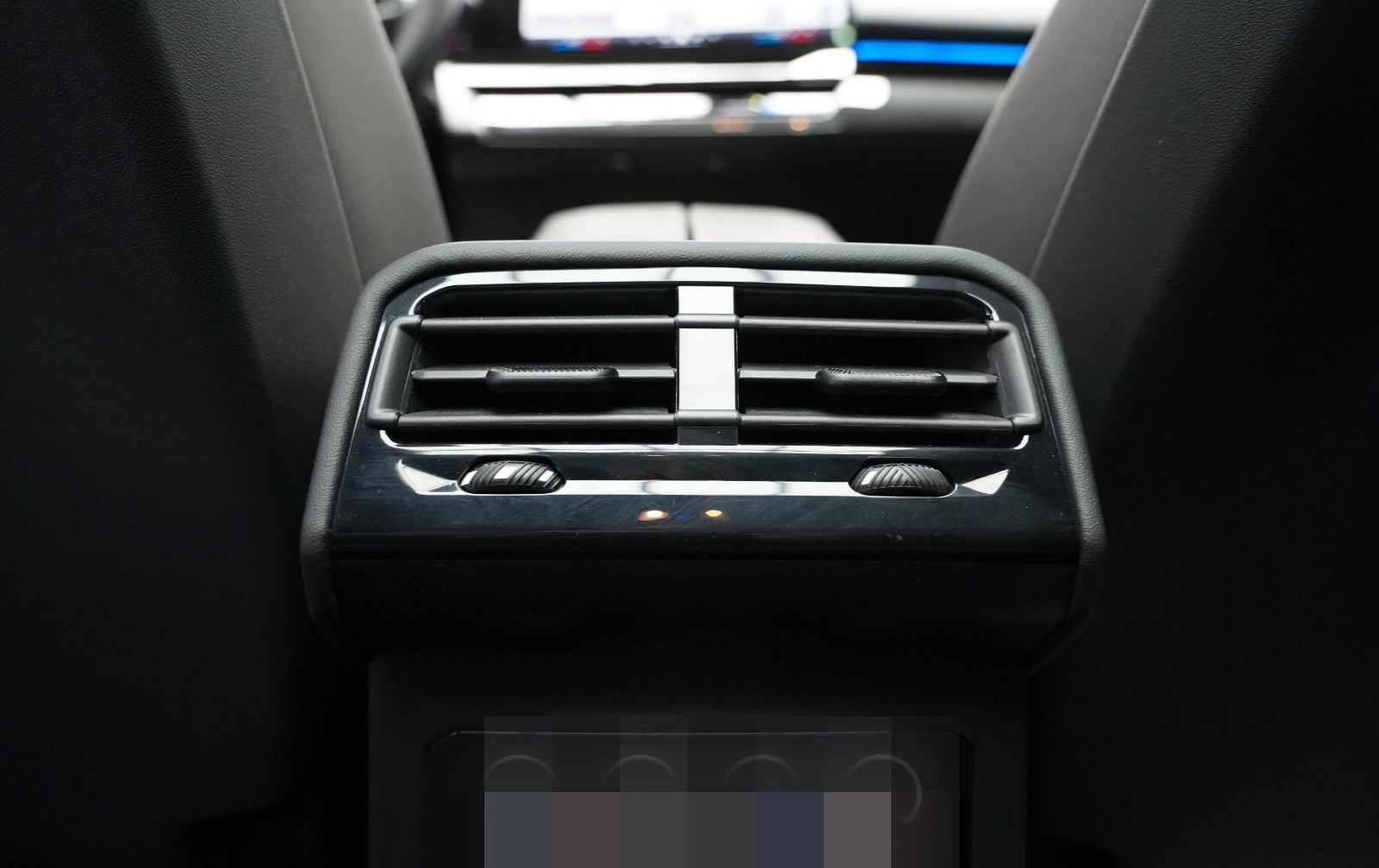 BMW 520d xDrive M Sport ICONIC PANO HUD 360 B&W foto 17