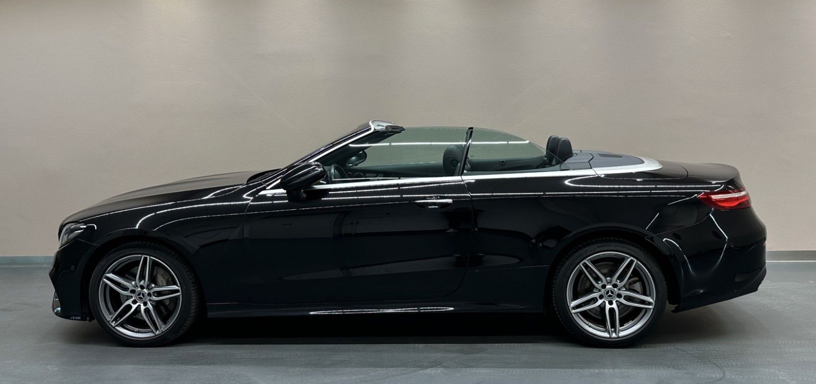 Mercedes-Benz E450 Cabrio 4M AMG LINE **1. HAND*MEMORY*360°** foto 5