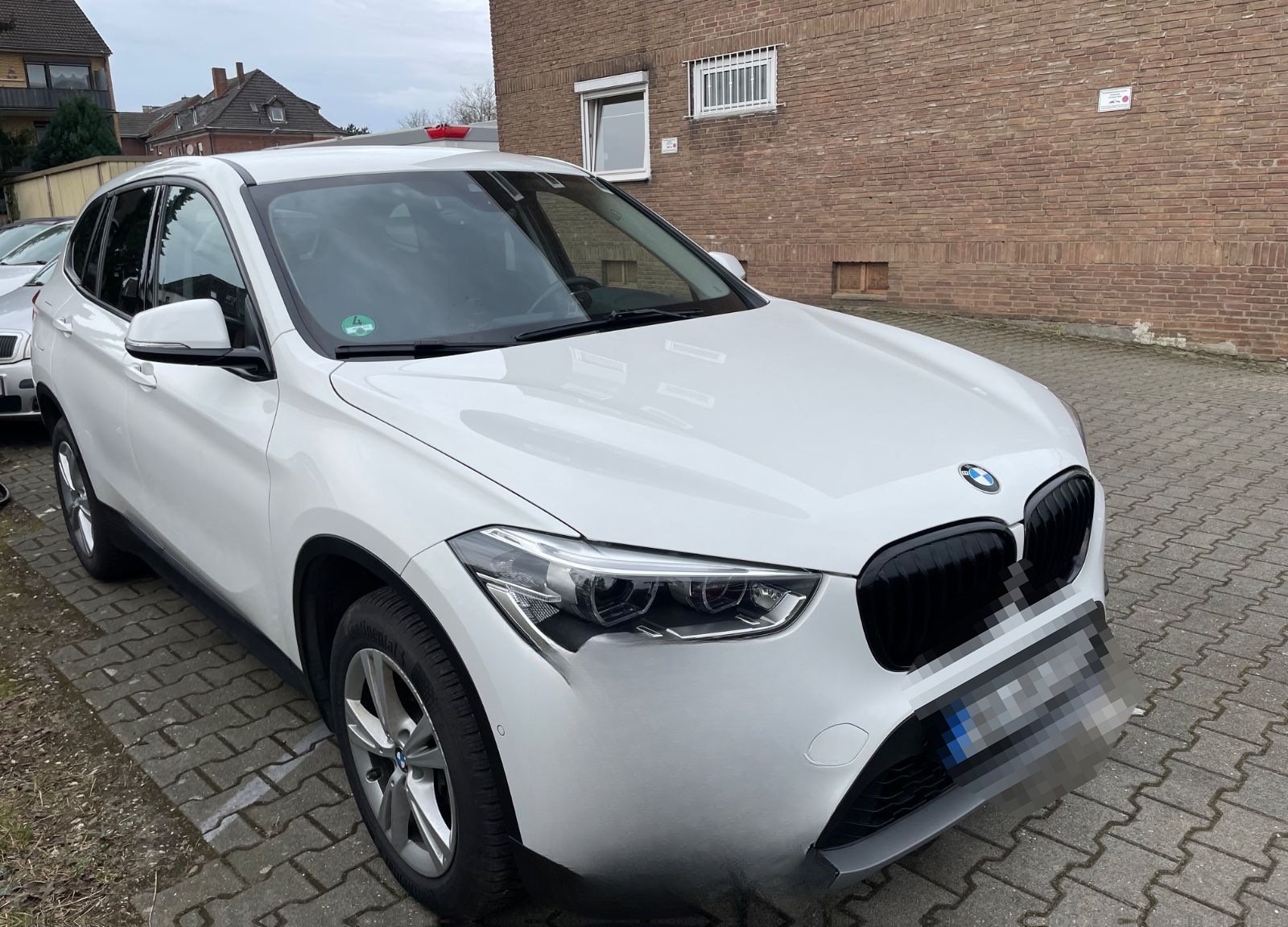 BMW X1 xDrive20i Modell Advantage -HiFi, Rückfahrkam foto 10