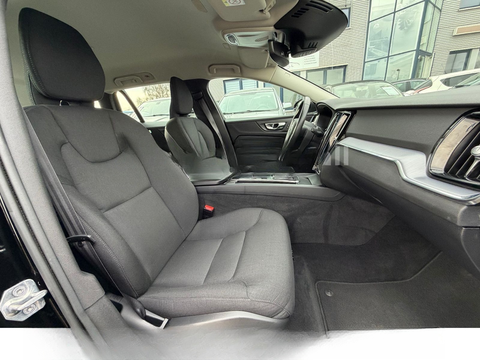 Volvo V60 Momentum AHK WINTERP D.TACHO GARANTIE foto 11