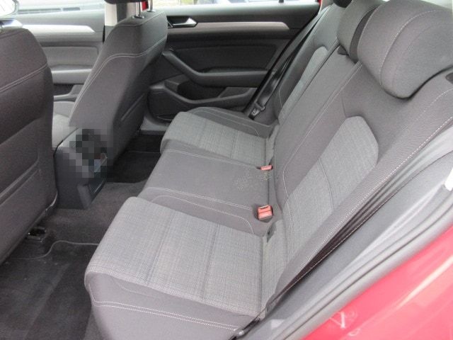 Volkswagen Passat Variant Business 2.0 TDI DSG NAVI AHK KAM foto 7