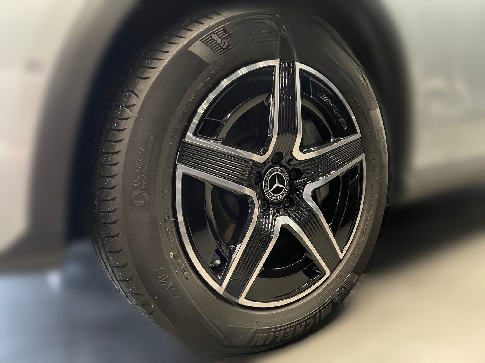 Mercedes-Benz GLC 300 4M AMG+PANO+AHK+NIGHT+360°+MEMORY+AMBIE foto 4