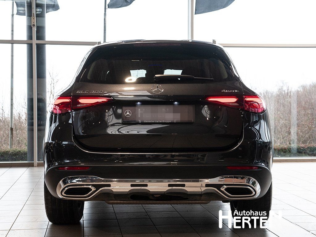Mercedes-Benz GLC 300 e 4M+AVANDGARDE+AHK+AMBIENTE+WINTER-P foto 4