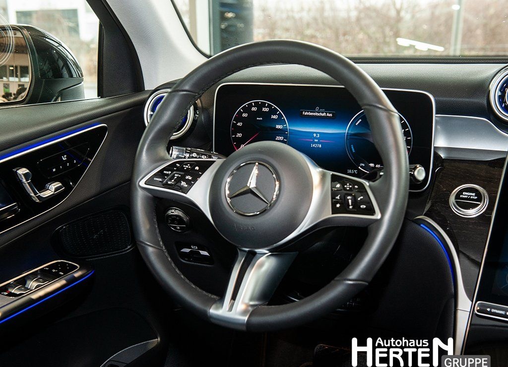 Mercedes-Benz GLC 300 e 4M+AVANDGARDE+AHK+AMBIENTE+WINTER-P foto 7