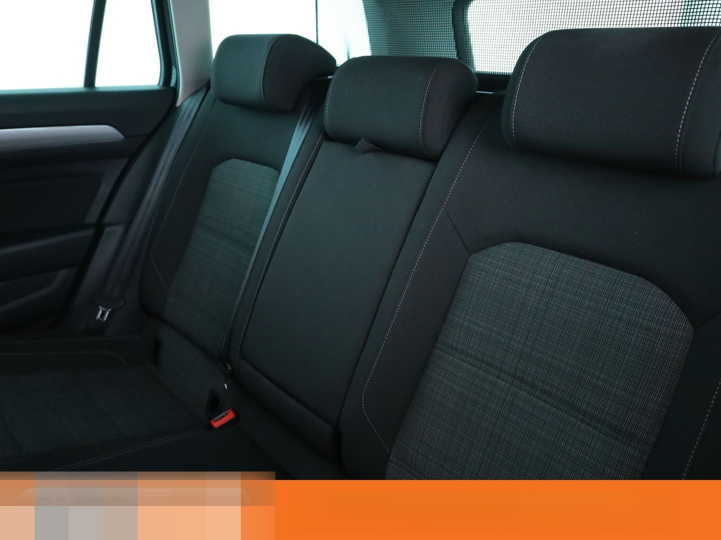 Volkswagen Passat 1.5 TSI ACT Business Aut.*NAV*LED*ACC*PDC foto 14