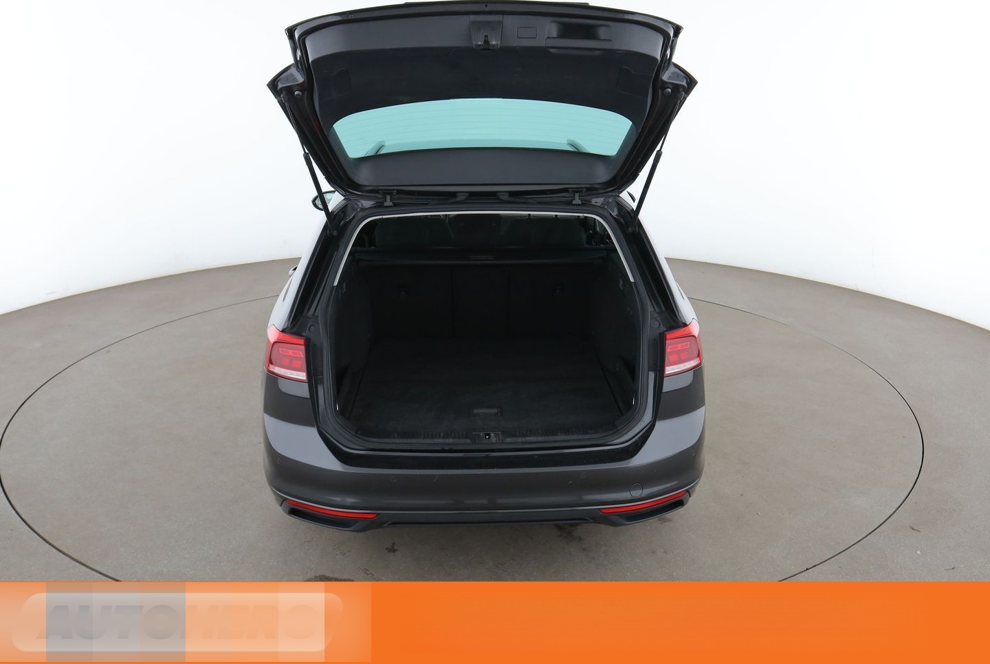 Volkswagen Passat 1.5 TSI ACT Business Aut.*NAV*LED*ACC*PDC foto 17