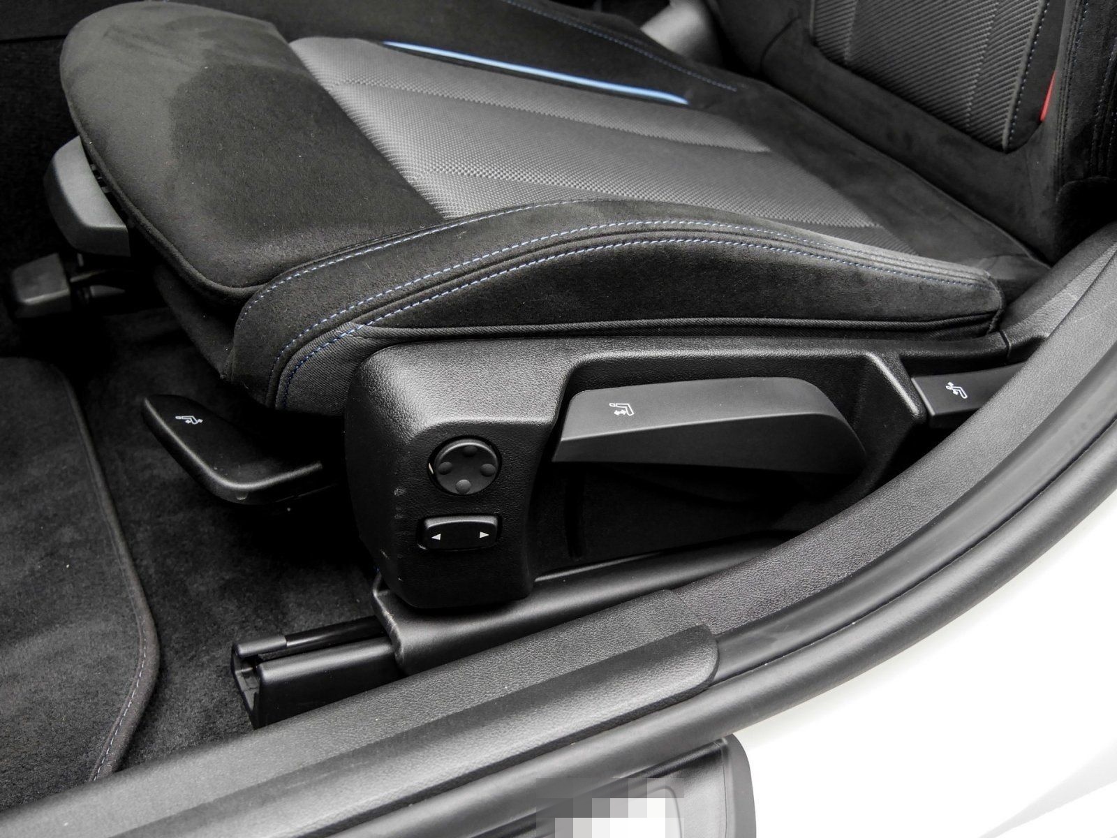 BMW 318i Finanzierung ab 0,49% foto 15