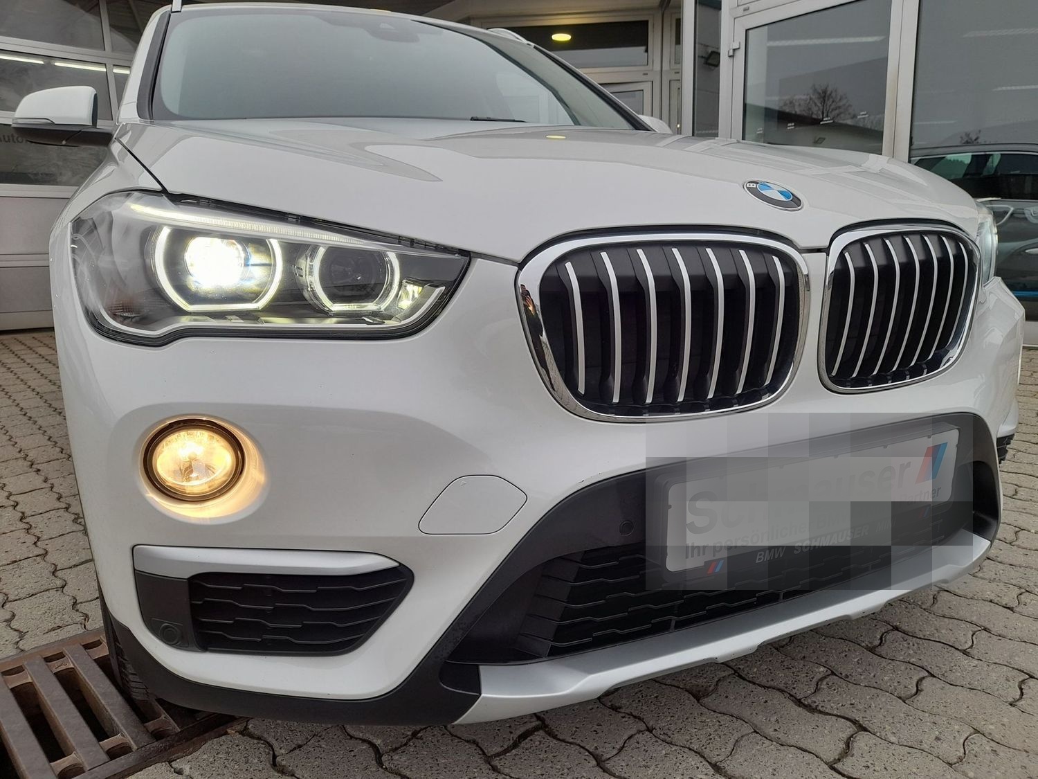 BMW X1 xDrive20i xLine,LED,PANO,RFK,HUD,NAVI,HIFI foto 13