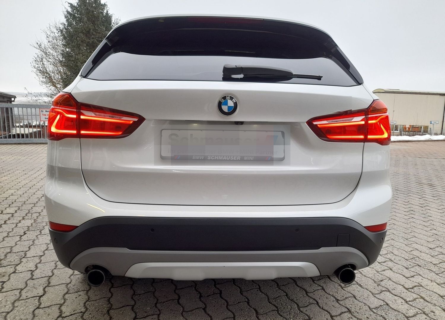 BMW X1 xDrive20i xLine,LED,PANO,RFK,HUD,NAVI,HIFI foto 7