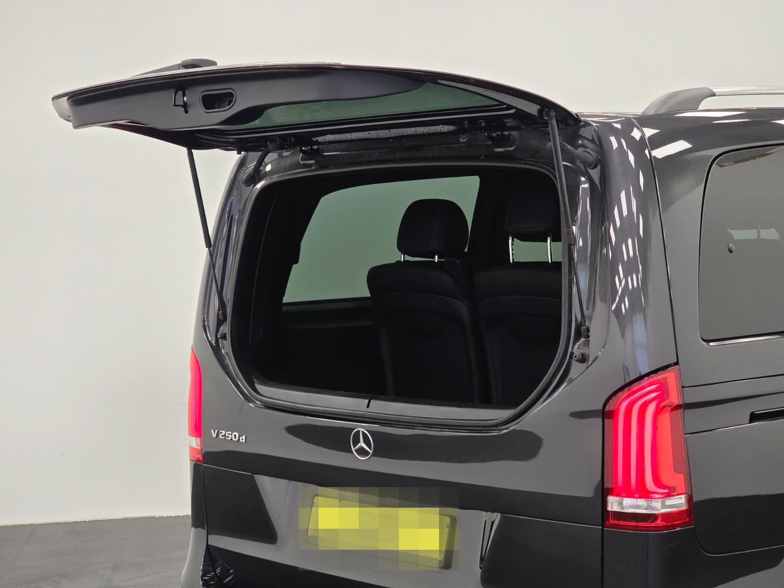 Mercedes-Benz V 250d 4MATIC lang Garnaite LED Kamera Leder foto 13
