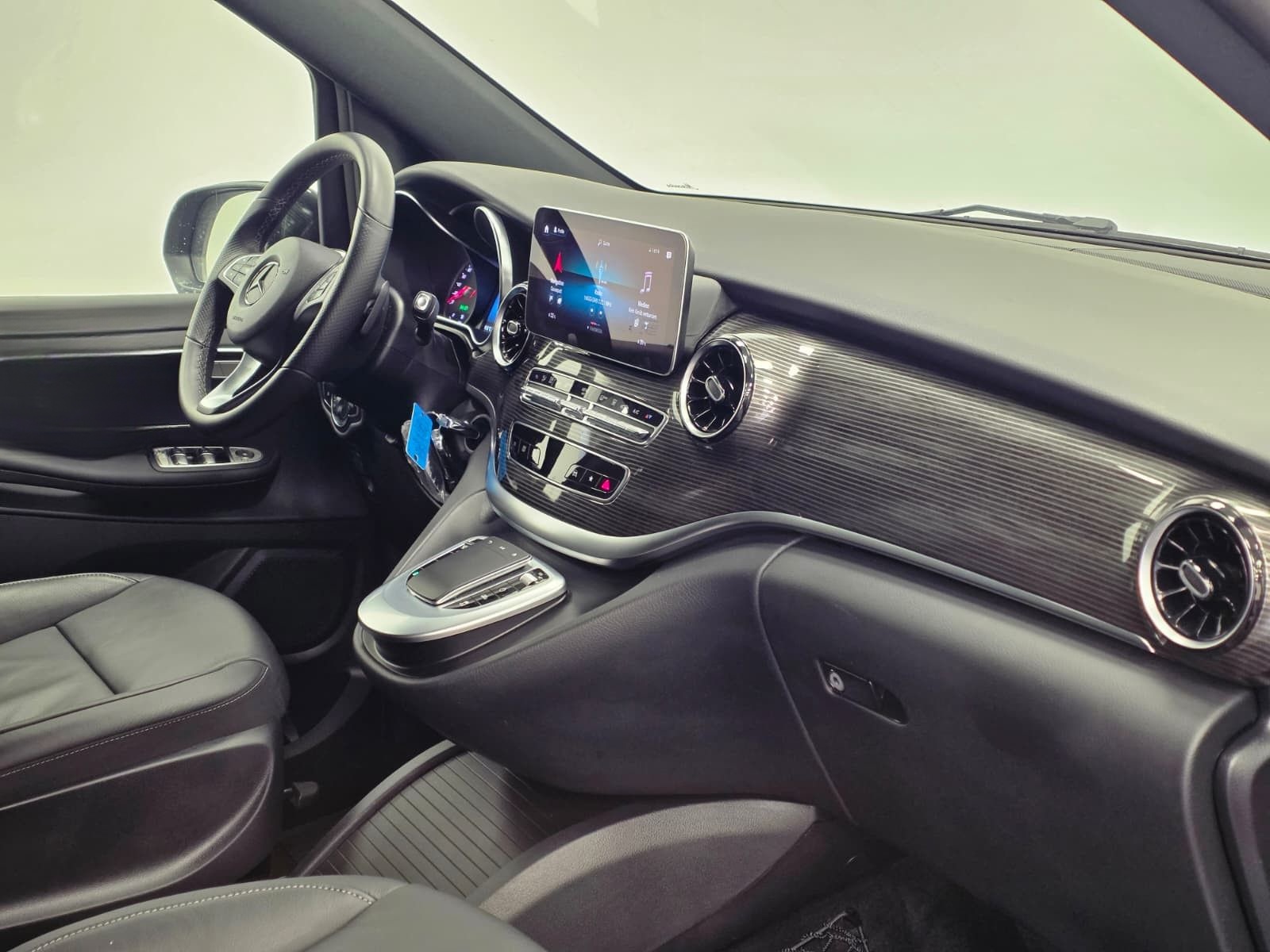 Mercedes-Benz V 250d 4MATIC lang Garnaite LED Kamera Leder foto 18