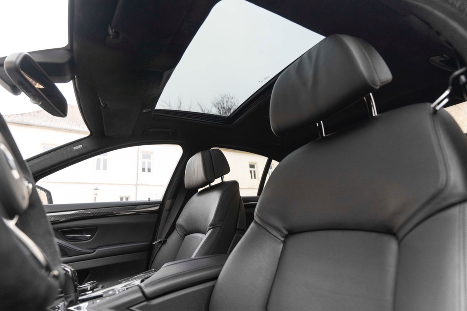 BMW 550I Xdrive M-Performance HUD LED KAM NAV H&K foto 15