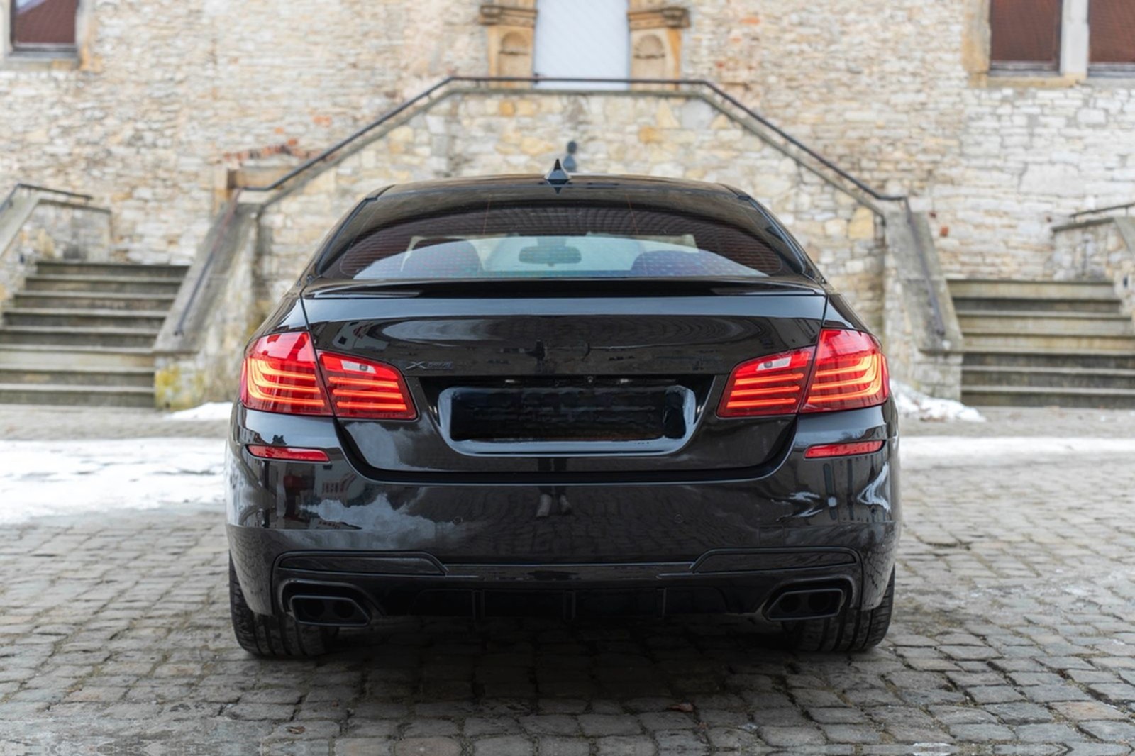 BMW 550I Xdrive M-Performance HUD LED KAM NAV H&K foto 10