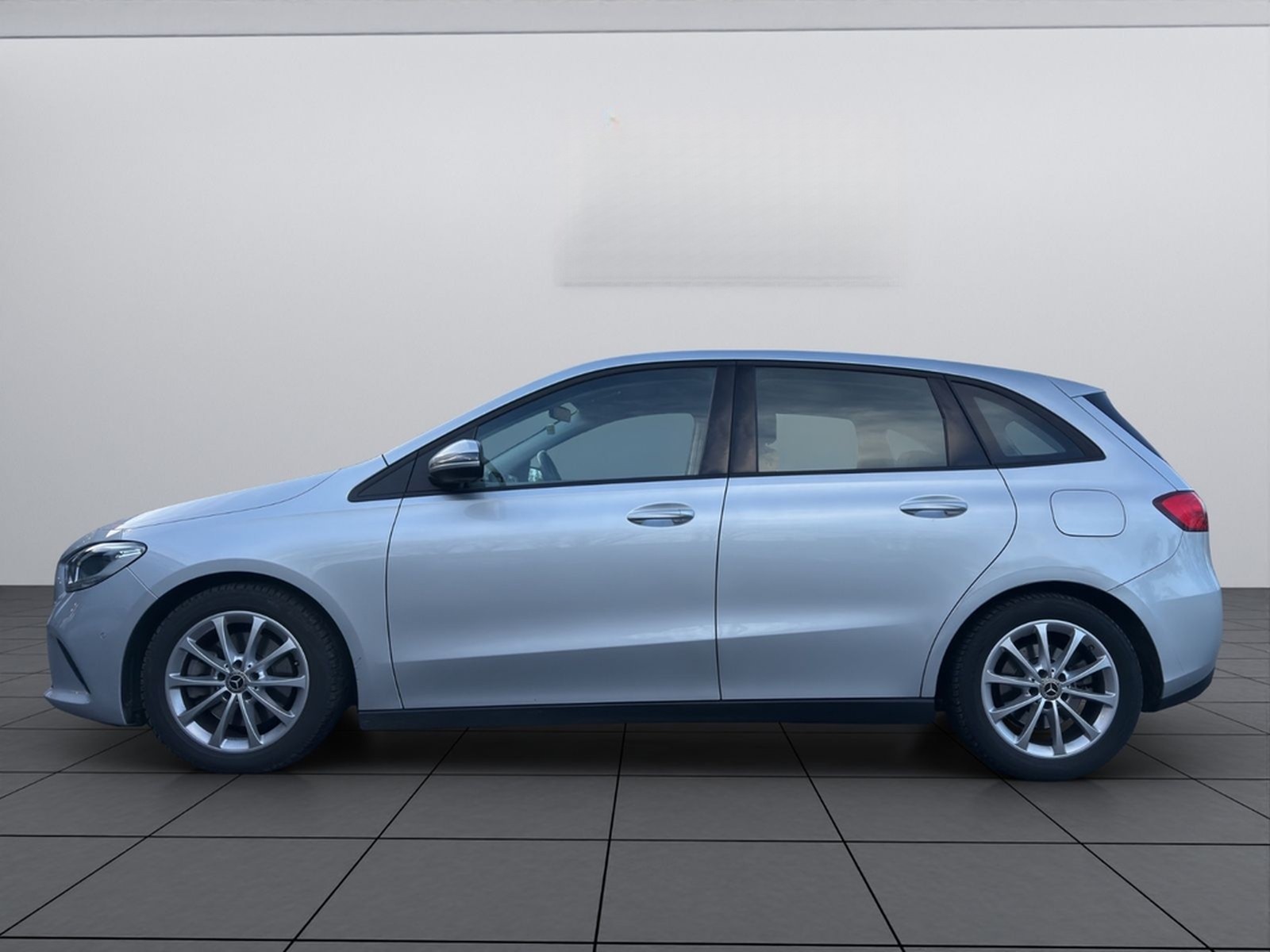 Mercedes-Benz B 220d*KAM*AHK*8-FACHBEREIFT* foto 2