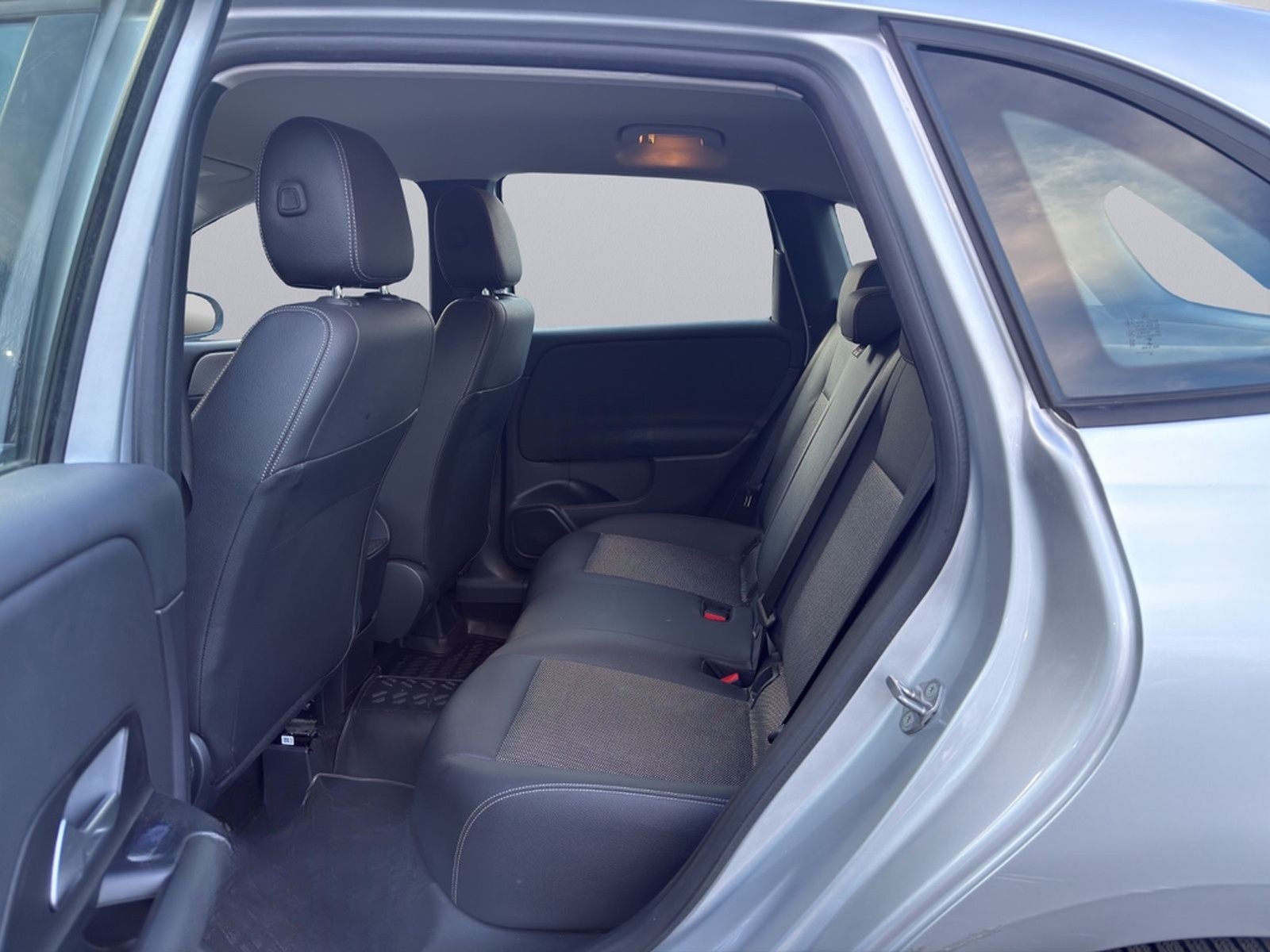 Mercedes-Benz B 220d*KAM*AHK*8-FACHBEREIFT* foto 12