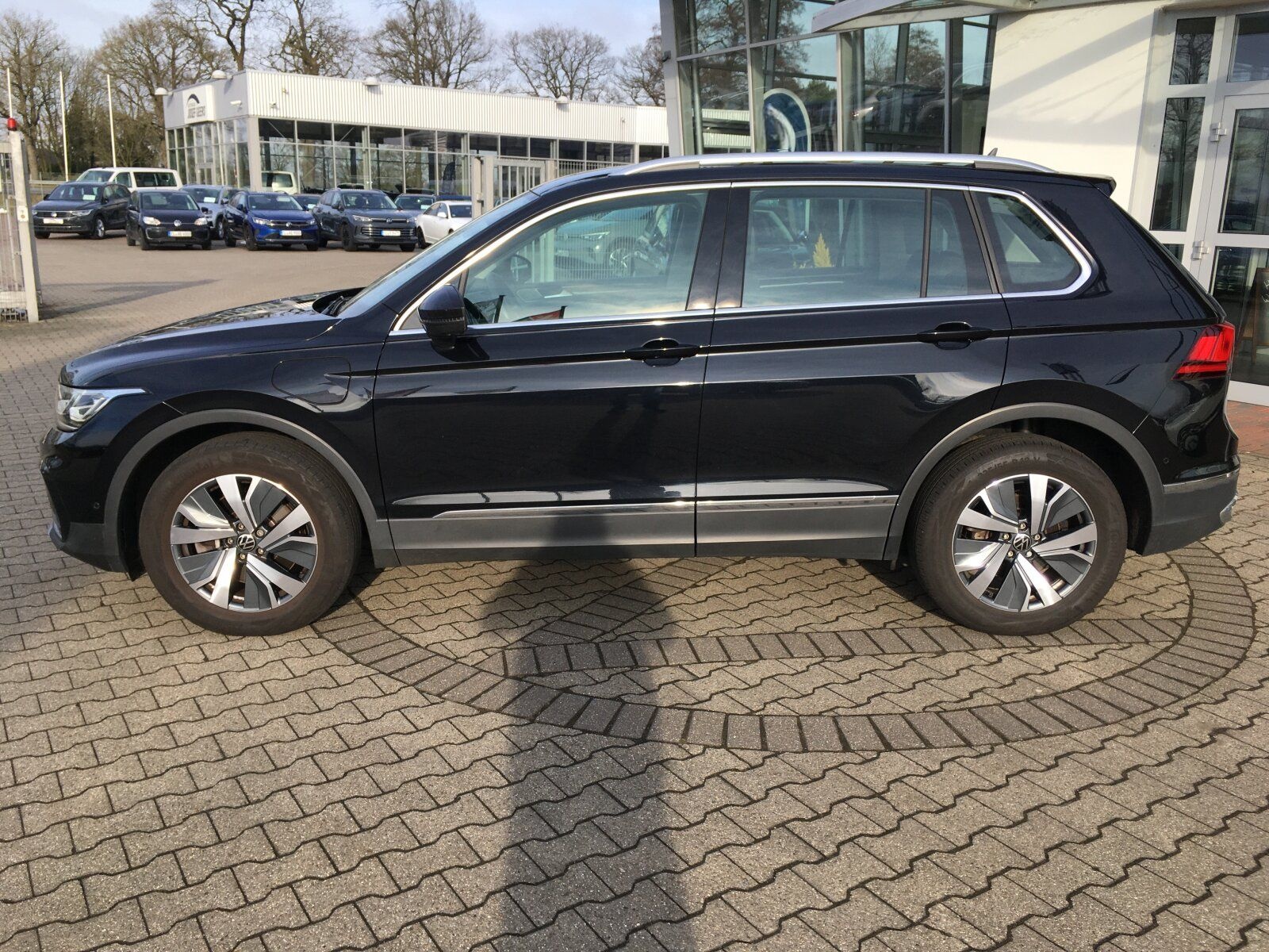 Volkswagen Tiguan Elegance 1.4 TSI eHybrid AHK+Navi+ACC+Tel foto 2