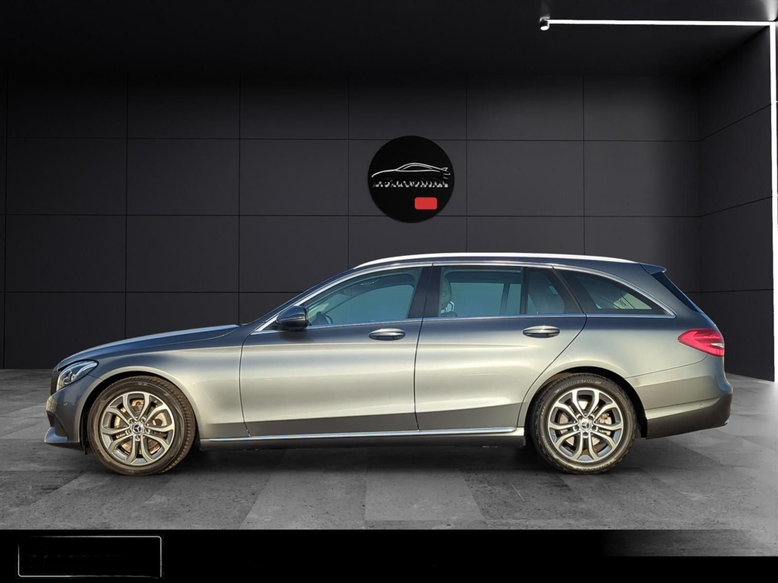 Mercedes-Benz C 180 T CGI*AVANTGARDE*COMAND*PANO*TWA* foto 8