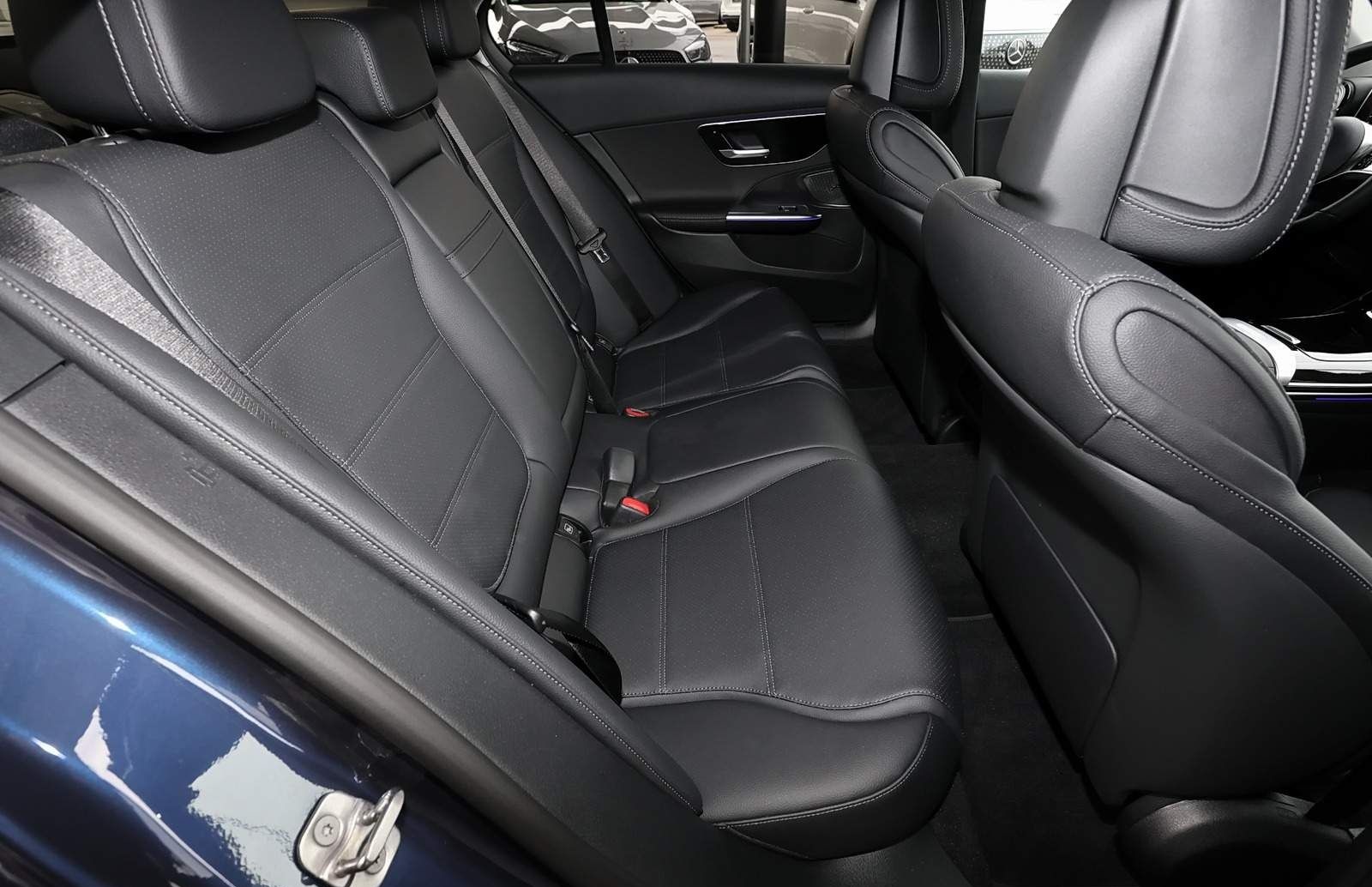 Mercedes-Benz C 180 SCHIEBEDACH+DISTR+MEMORY+360°+MBUX+LED+18" foto 6