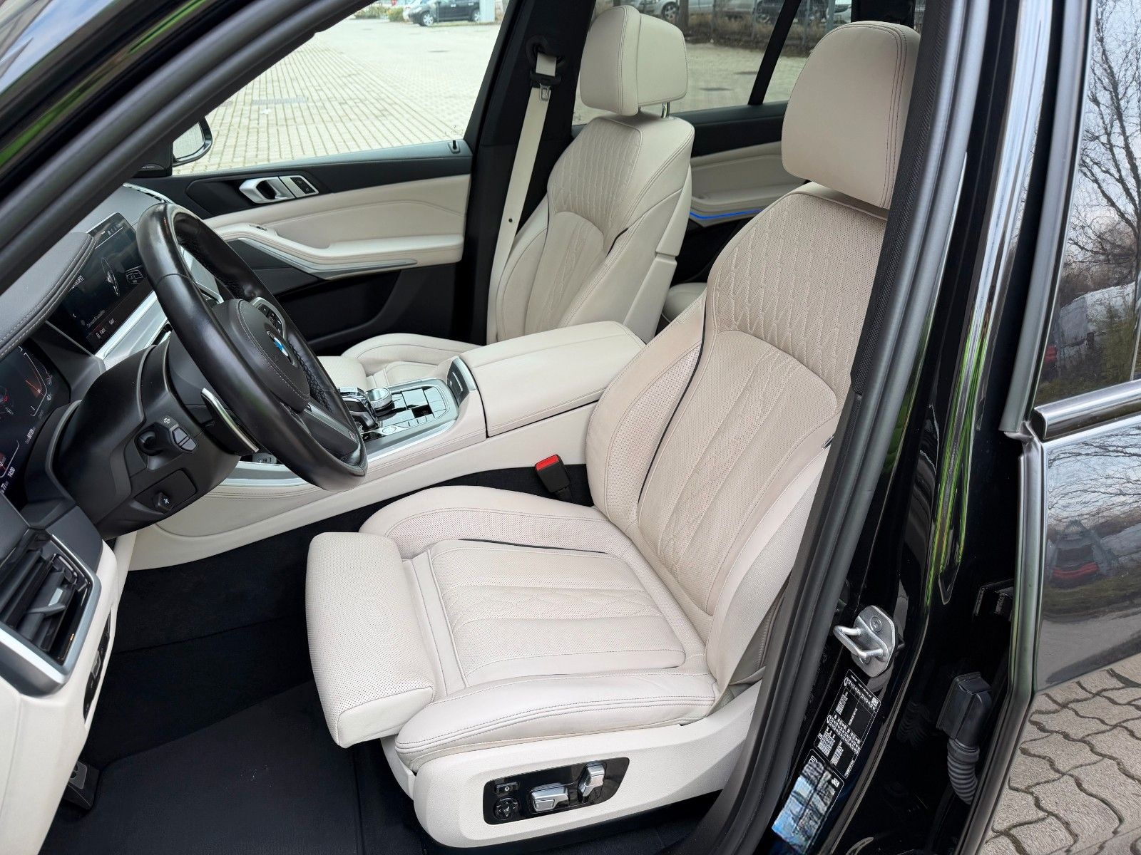BMW X5 40d M SPORT.SOFT.PANO.SITZBELÜFT.AHK.360°22" foto 16