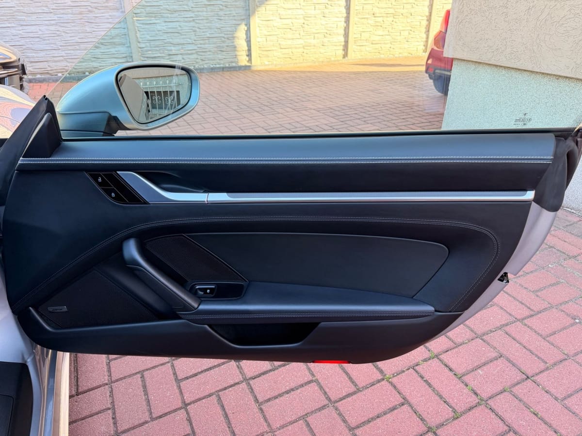 Porsche 992 Carrera 4 S SPORT-DESIGN PAKET+ABGASANLAGE foto 19