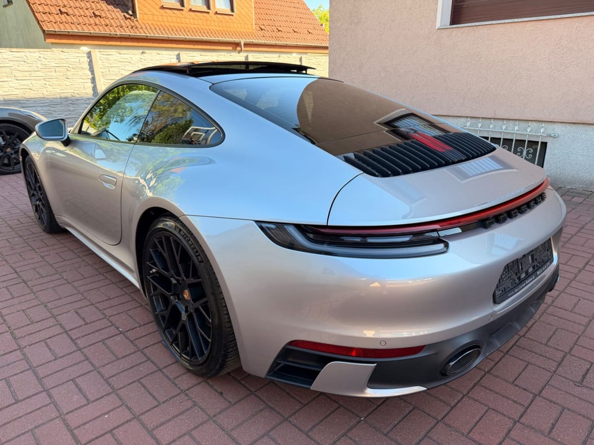 Porsche 992 Carrera 4 S SPORT-DESIGN PAKET+ABGASANLAGE foto 6