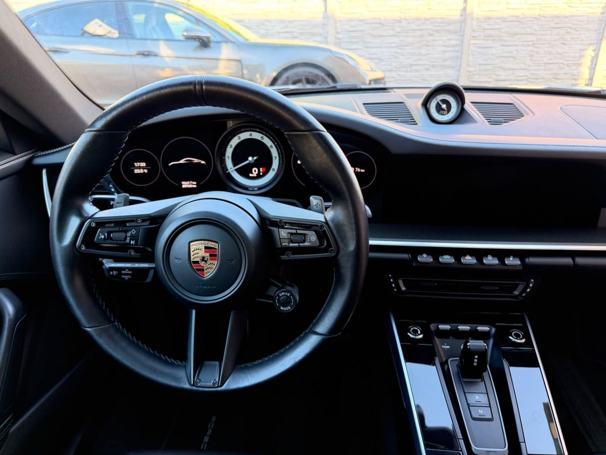 Porsche 992 Carrera 4 S SPORT-DESIGN PAKET+ABGASANLAGE foto 8