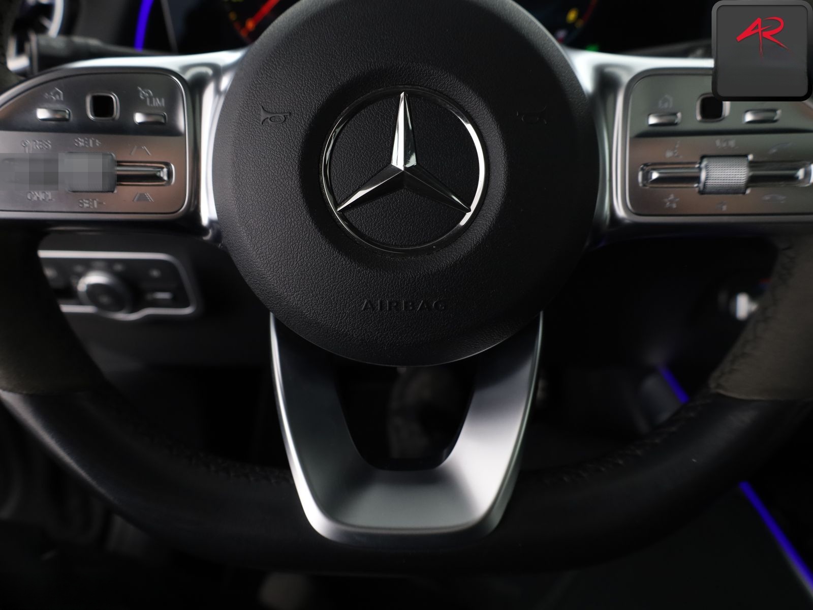 Mercedes-Benz GLB 220 d AMG NIGHT MULTIBEAM,360GRAD,DISTRONIC foto 14