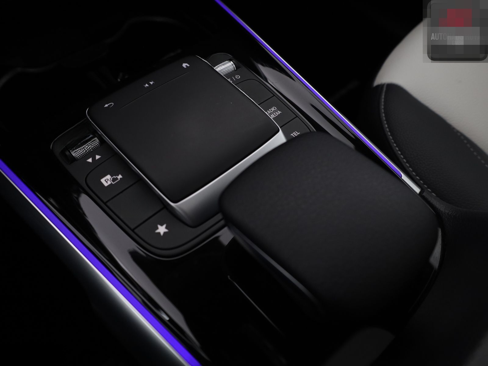 Mercedes-Benz GLB 220 d AMG NIGHT MULTIBEAM,360GRAD,DISTRONIC foto 24