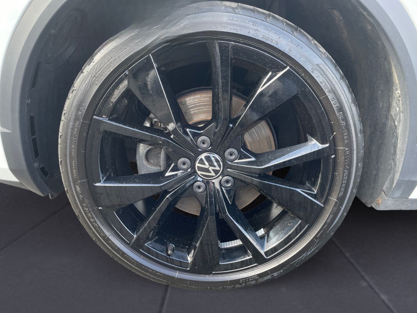 Volkswagen T-Roc R-Line 2.0 TSI 4M DSG MATRIX/NAVI/KAMERA/P foto 14