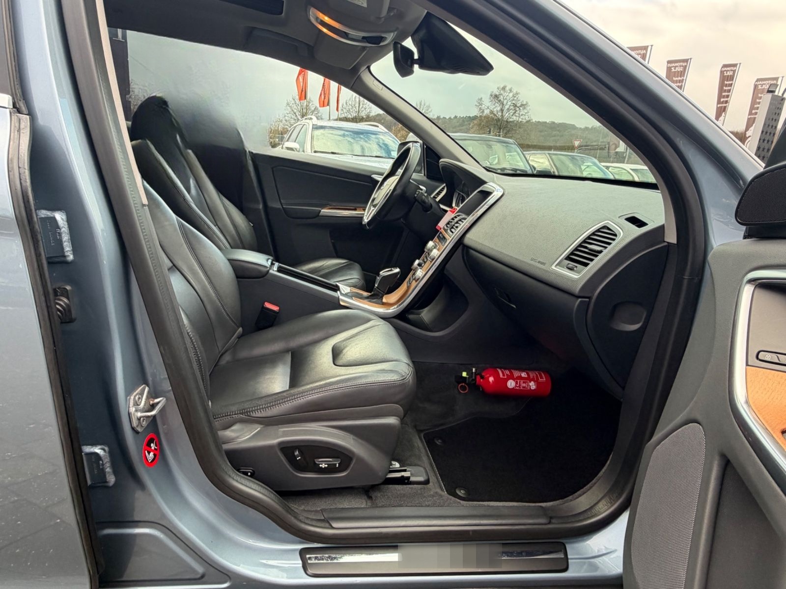 Volvo XC60 T6 Summum /Auto./Leder/Navi/Panorama foto 23