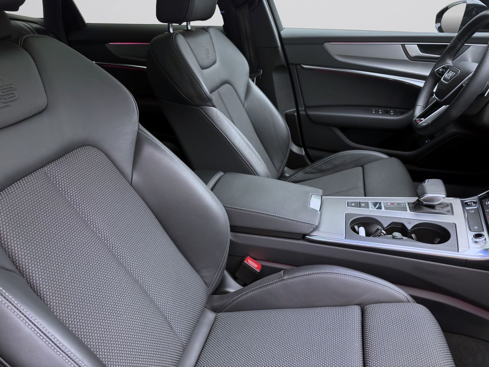 Audi A6 45 TFSI S LINE PANO HD-MATRIX NAVI KAMERA foto 16