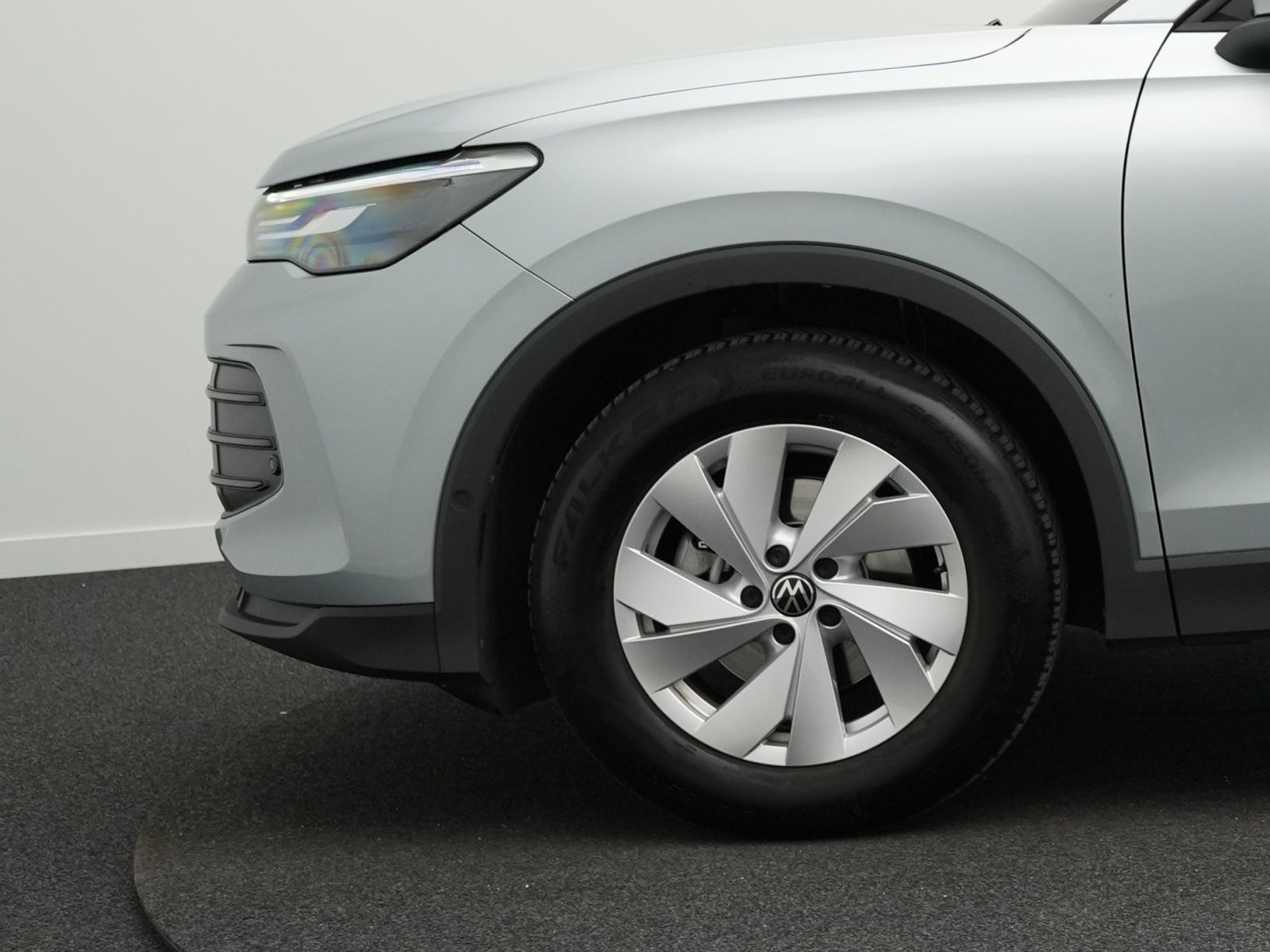 Volkswagen Tiguan 1.5 eTSI DSG LED*VIRTUAL*AHK*SIDE*KAM*17" foto 17