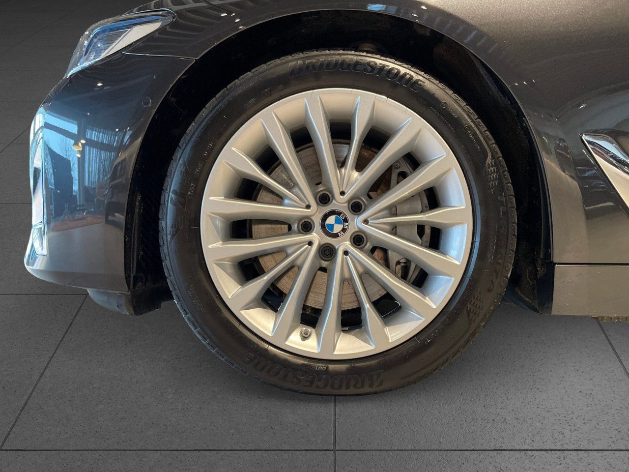 BMW 540d xDr Lim Luxury KomSi,Laser,DAPro,Kamera,HUD foto 16