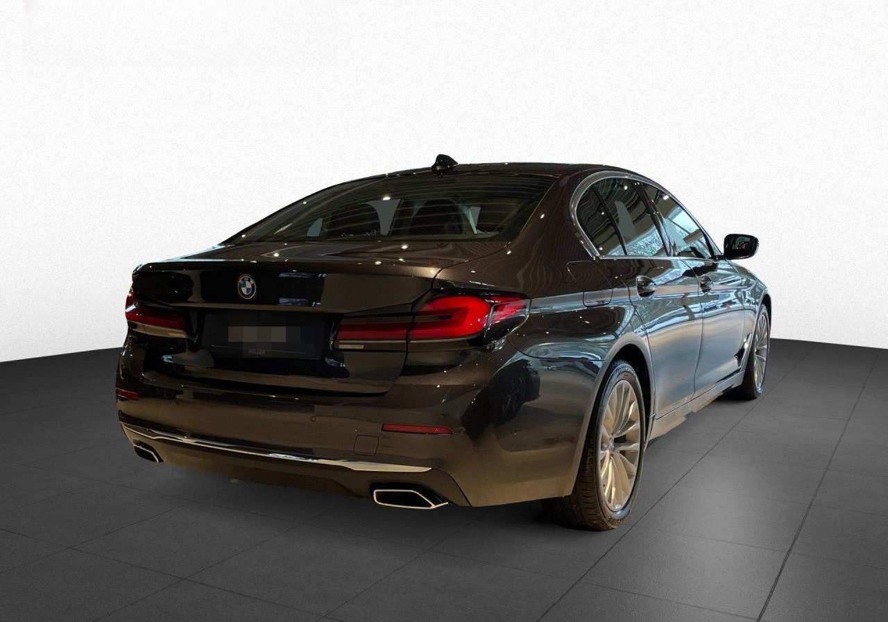 BMW 540d xDr Lim Luxury KomSi,Laser,DAPro,Kamera,HUD foto 5