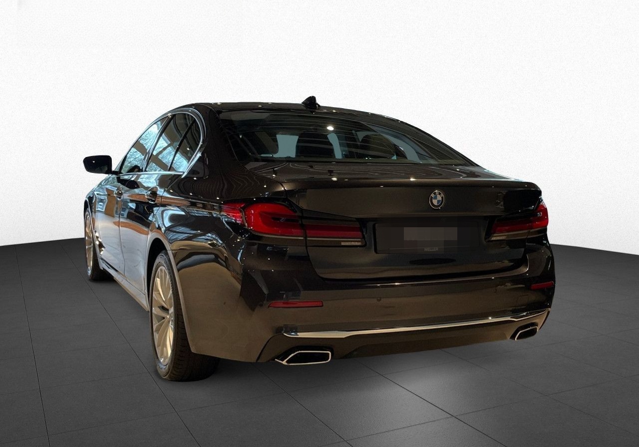 BMW 540d xDr Lim Luxury KomSi,Laser,DAPro,Kamera,HUD foto 6