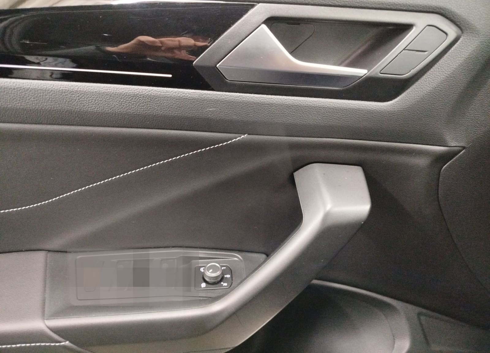 Volkswagen T-Roc 1.0 TSI R-Line Navi ACC LEDPlus Rückfahrka foto 8