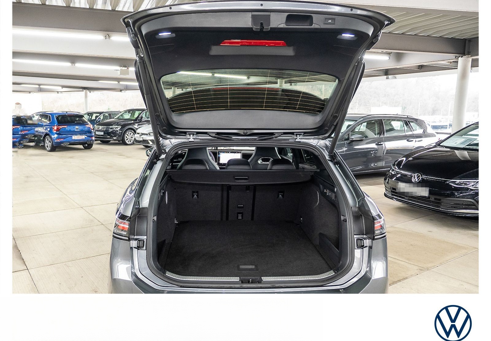 Volkswagen Passat Variant R-Line 2.0 TDI DSG Navi  Kamera foto 12