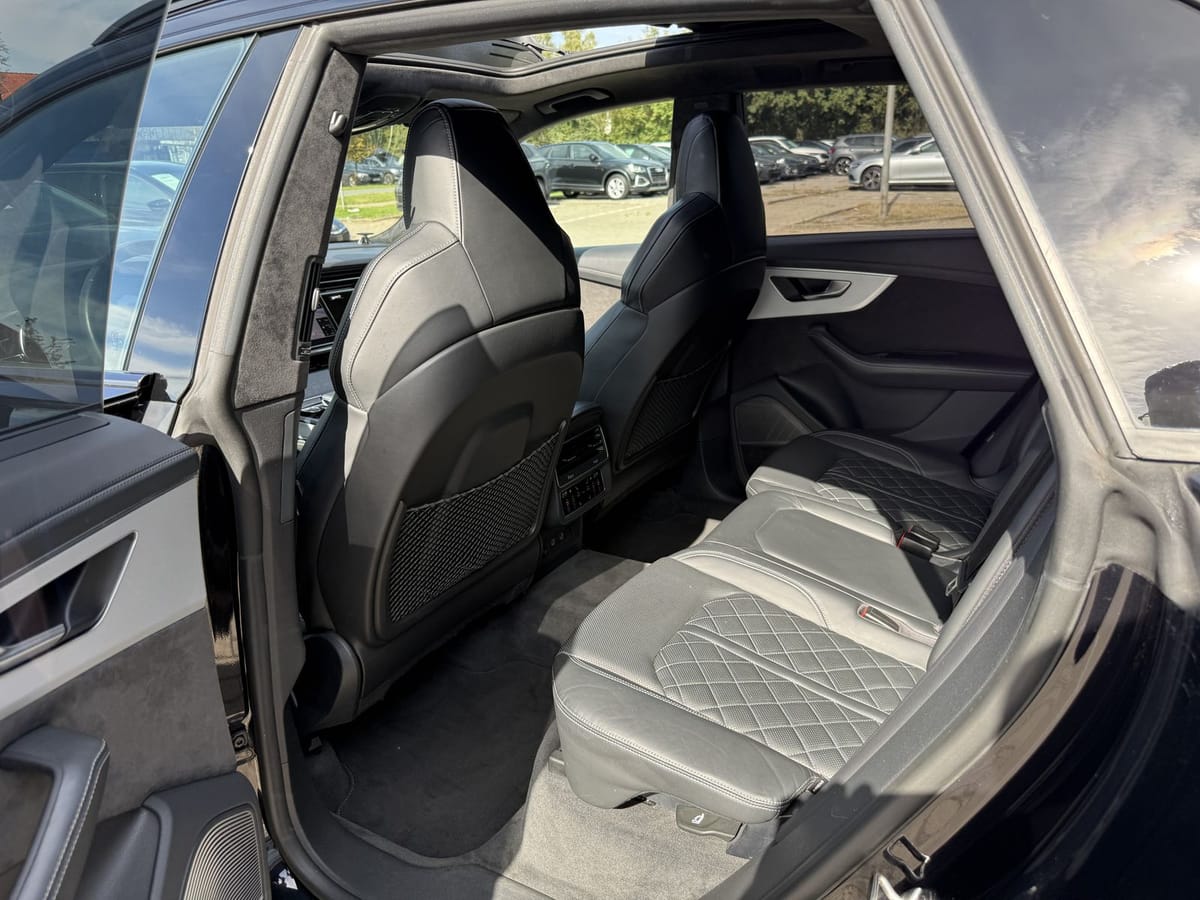 Audi Q8 55 TFSI Quat S Line Exklusive HUD Pano AHK foto 22