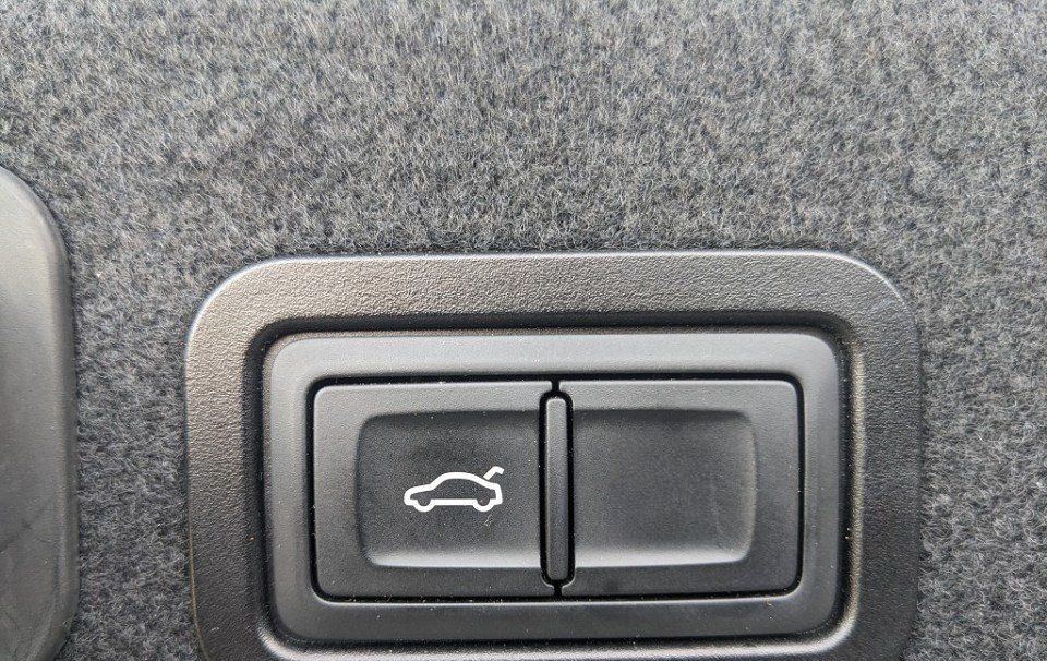 Audi A6 2.0l TDI Ultra AHK Leder LED Schiebedach foto 23