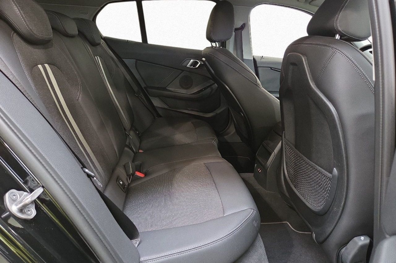 BMW 116i Sport Line LivePro,LenkradHeiz,LED,PDC,Temp foto 11