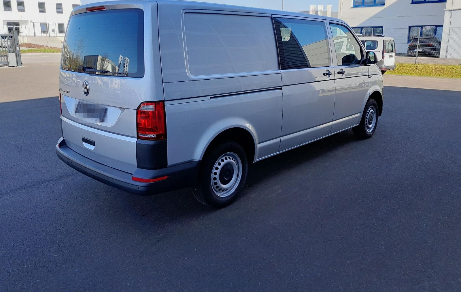 Volkswagen T6 2,0 TDI Lang 2Sitzer/Klima/Navi/PDC foto 3