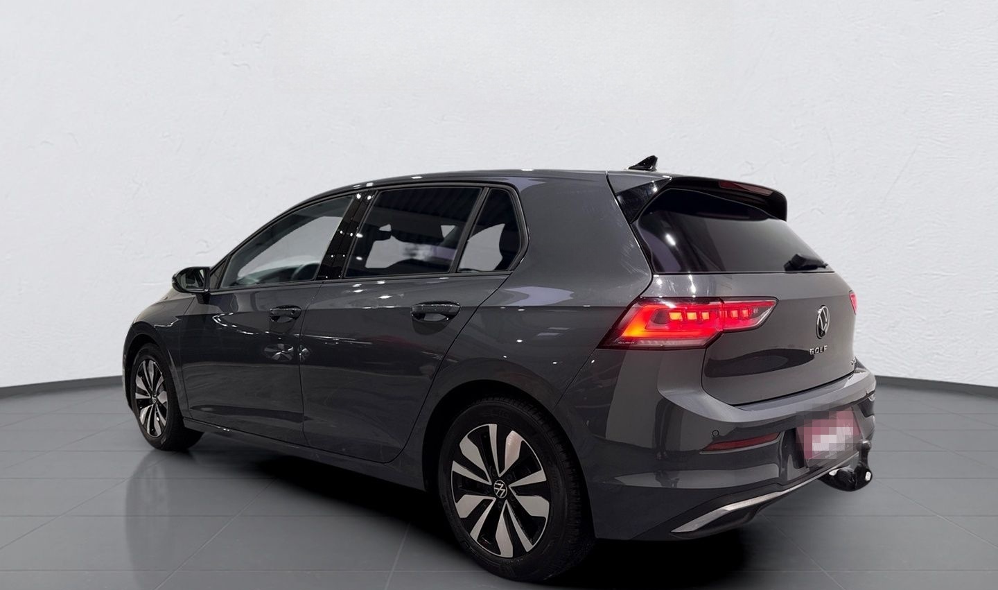 Volkswagen Golf 8 1.5 eTSI DSG GOAL MATRIX AHK CAM NAVI PDC foto 4