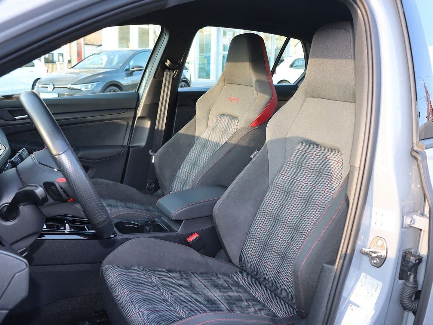 Volkswagen Golf GTI VIII 2.0 TSI OPF DSG ACC/LED/SITZHZ./RA foto 12