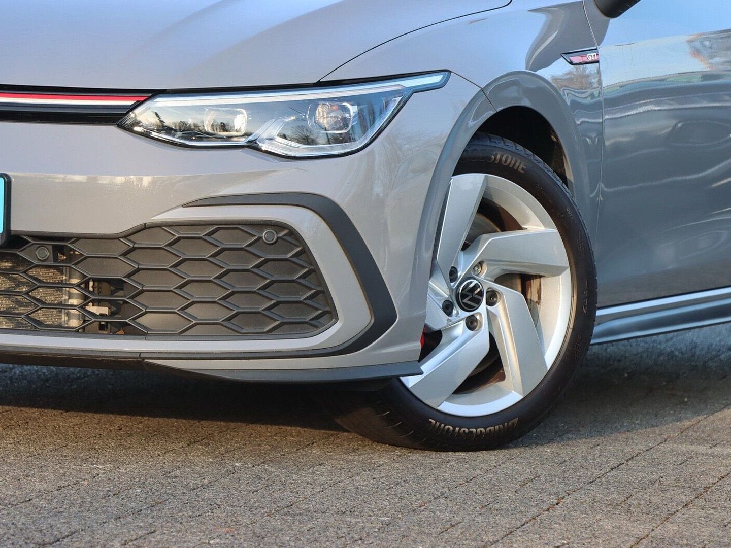Volkswagen Golf GTI VIII 2.0 TSI OPF DSG ACC/LED/SITZHZ./RA foto 3