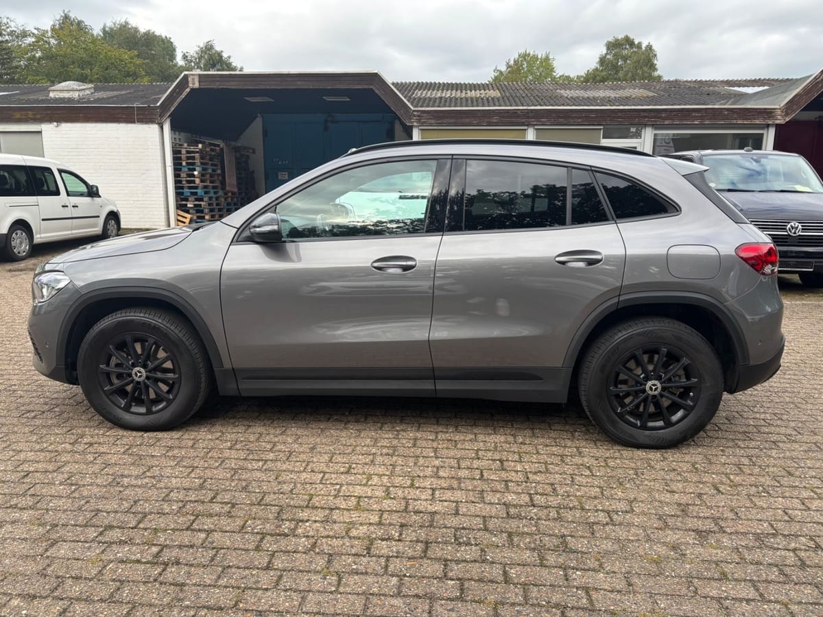 Mercedes-Benz GLA 250e Leder Navi SHZ Kamera Memory foto 2