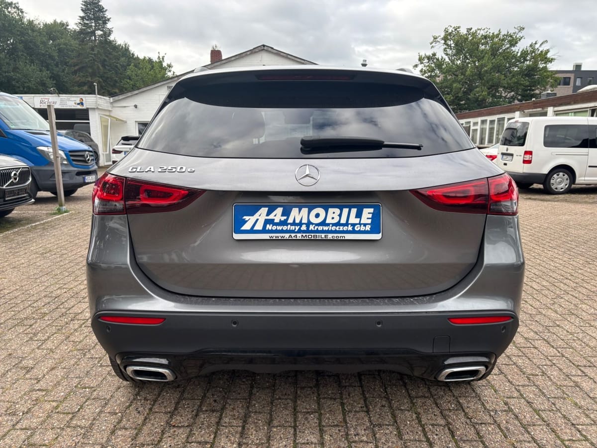 Mercedes-Benz GLA 250e Leder Navi SHZ Kamera Memory foto 13