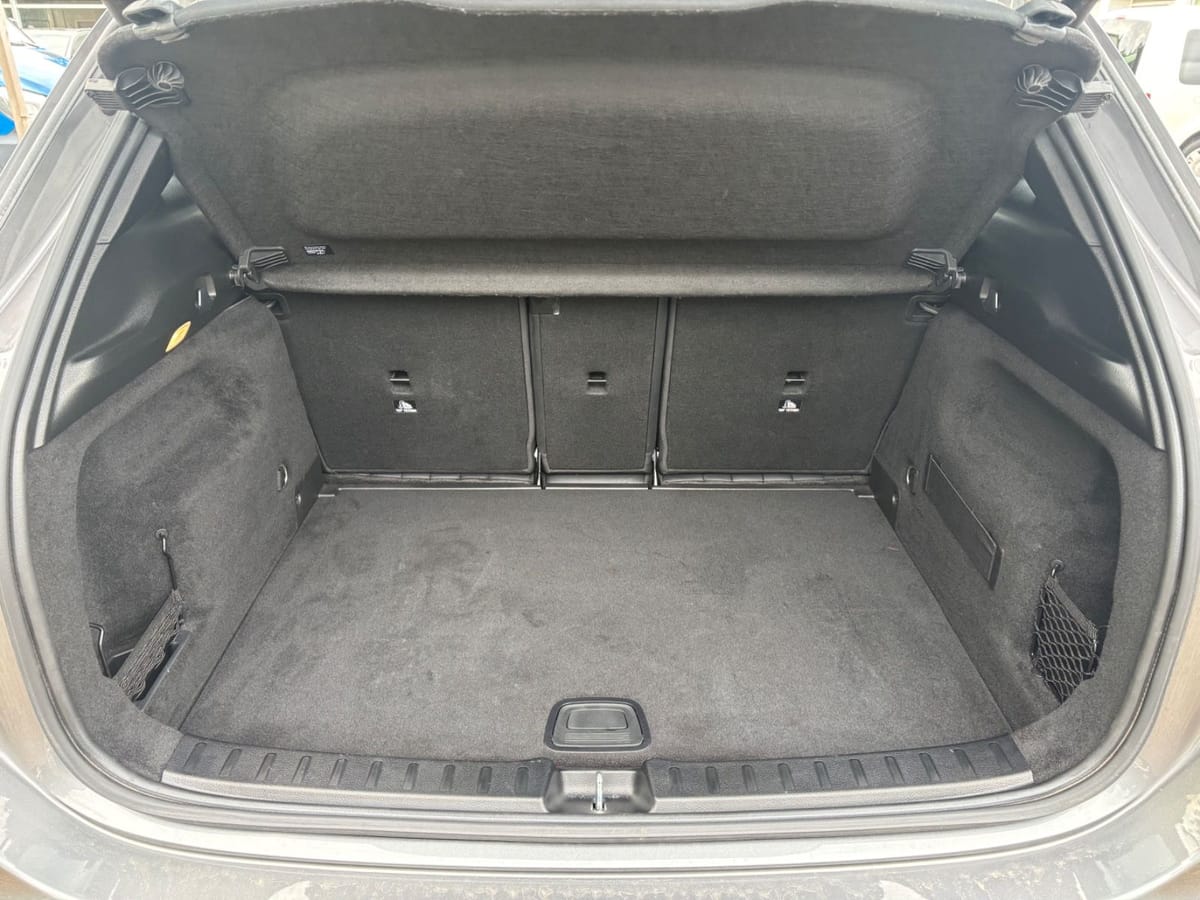 Mercedes-Benz GLA 250e Leder Navi SHZ Kamera Memory foto 20