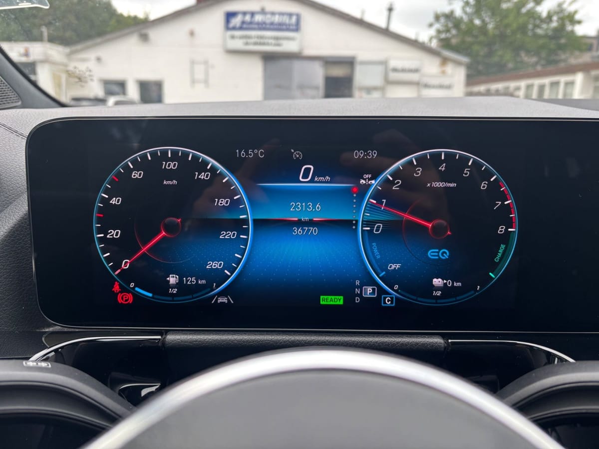 Mercedes-Benz GLA 250e Leder Navi SHZ Kamera Memory foto 24