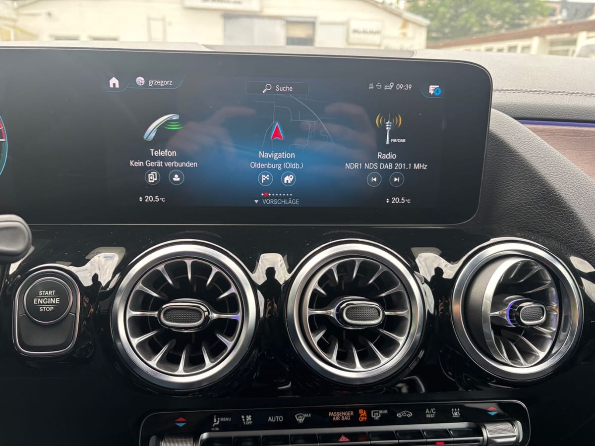 Mercedes-Benz GLA 250e Leder Navi SHZ Kamera Memory foto 25